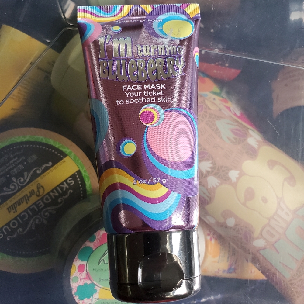 Perfectly Posh Face Mask